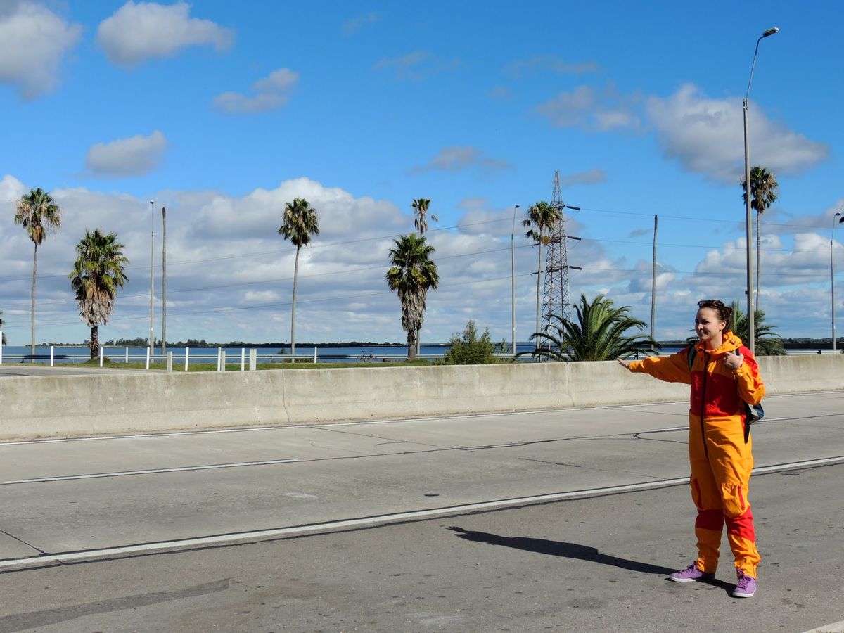 DTSG member Marusia in a suit for (not only) competitive autostop in Uruguay