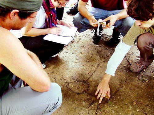 Workshop during the 888-event on where to hitchhike from in Paris