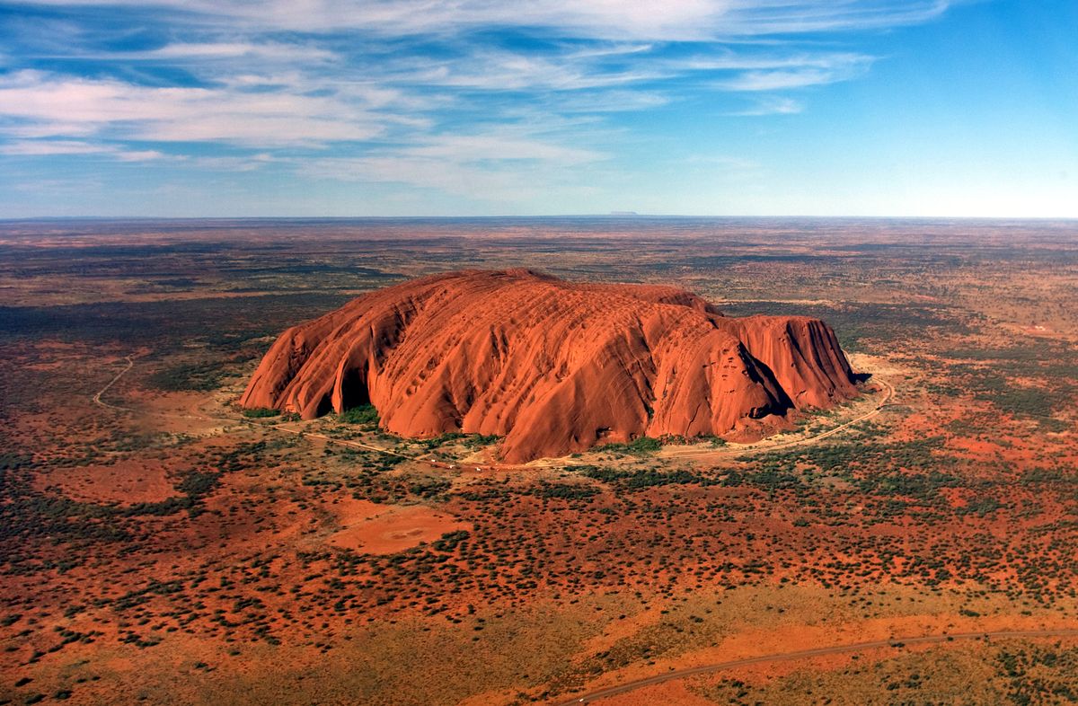 Uluru, helicopter view, croped.jpg